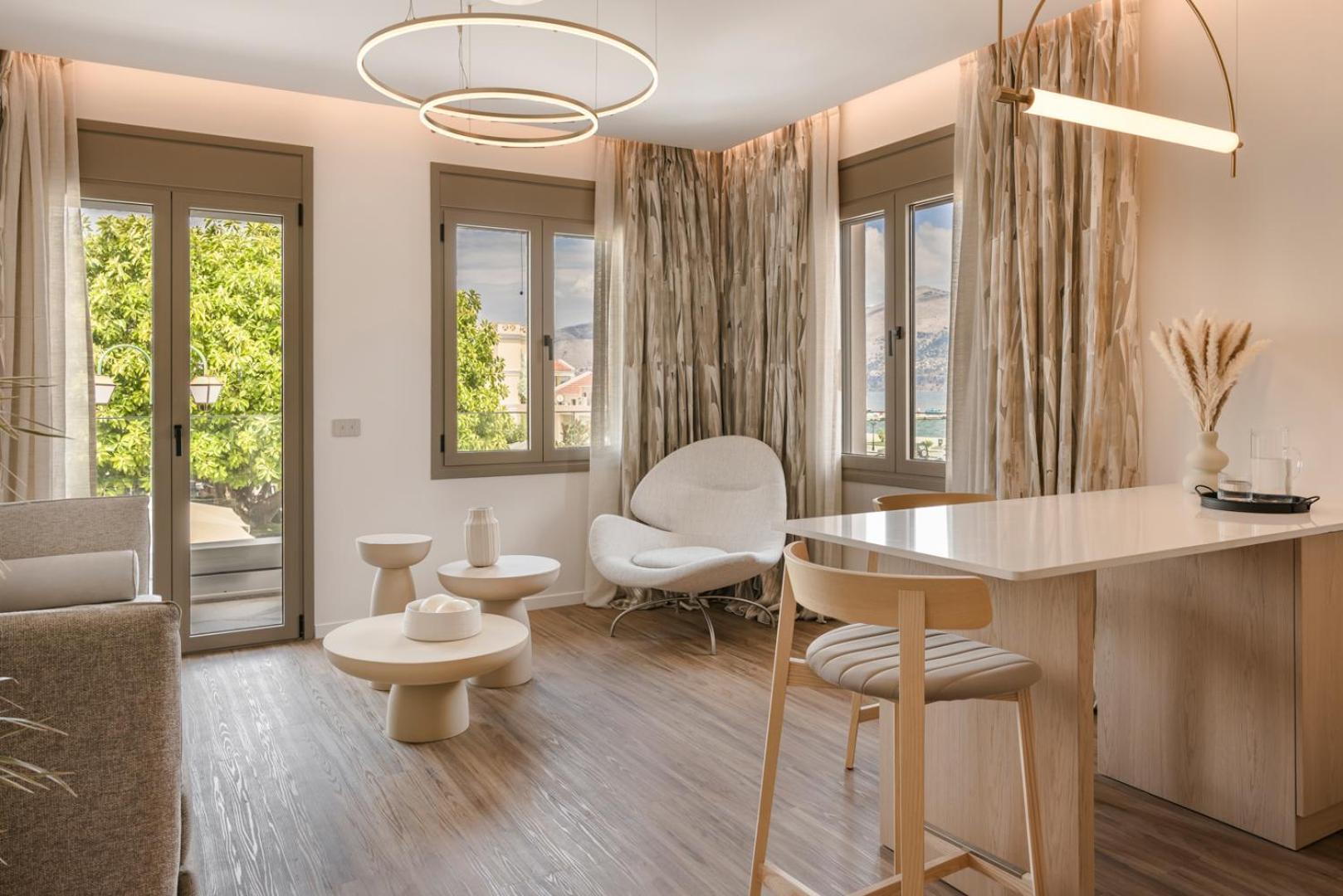 Piazza Suites Lixouri Exterior photo